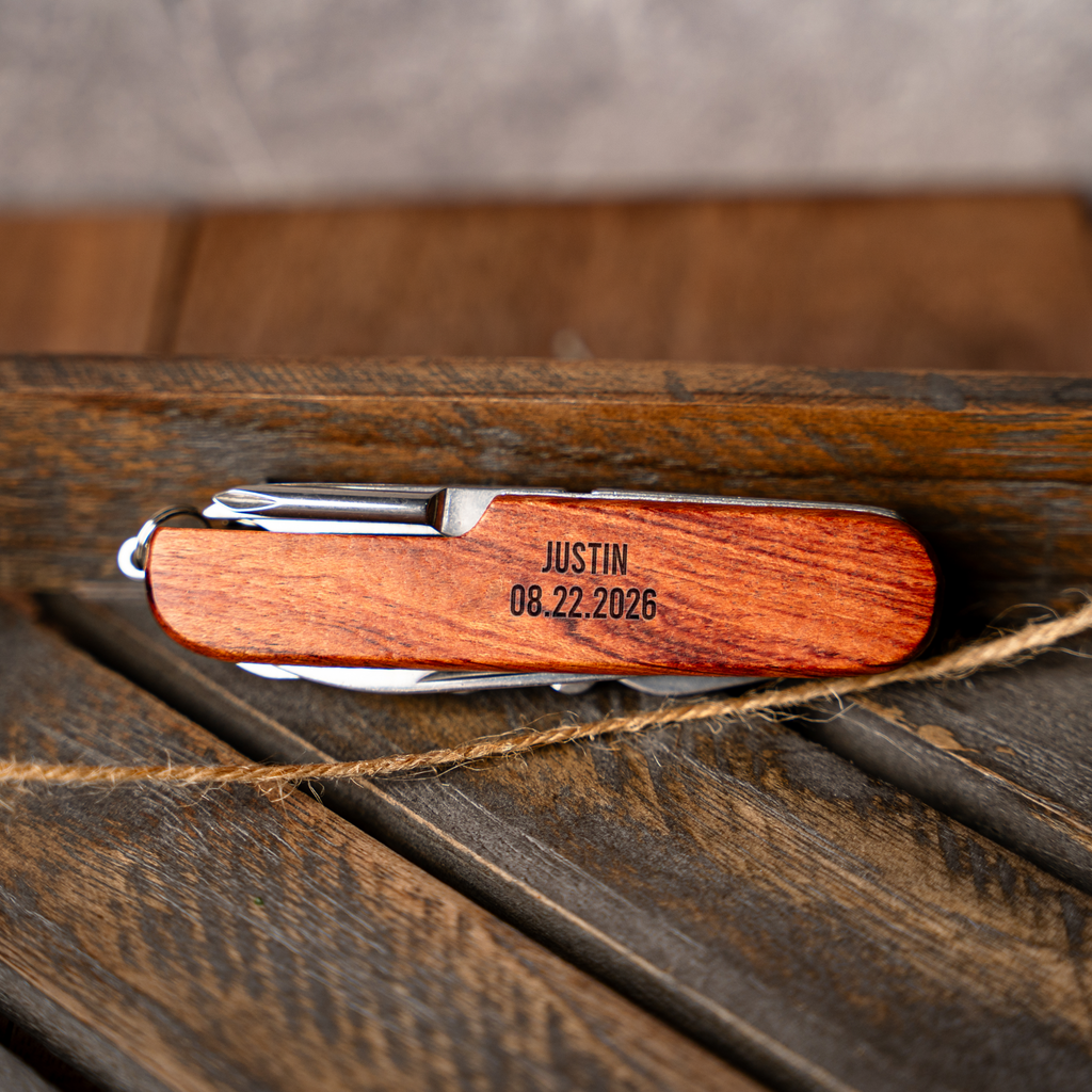 Personalized Groomsmen Knife — Engraved Wood Handle