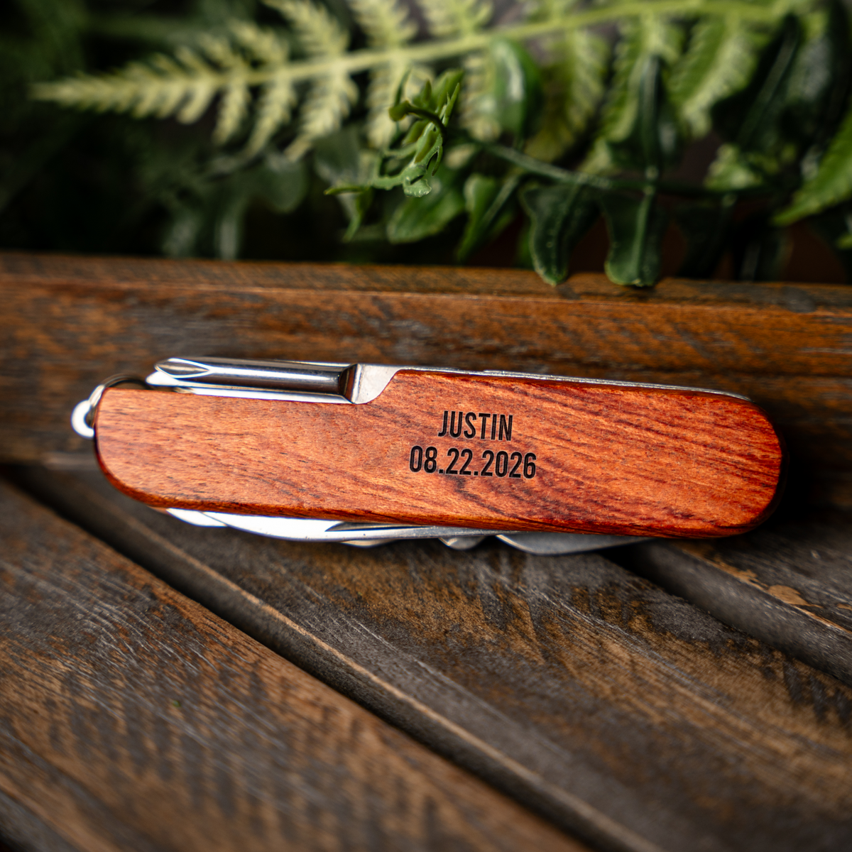 Personalized Groomsmen Knife — Engraved Wood Handle